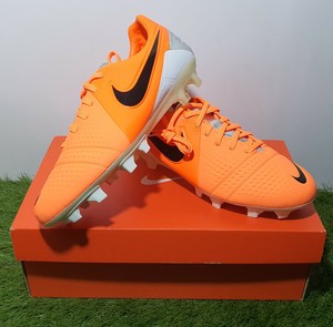 nike ctr maestri iii