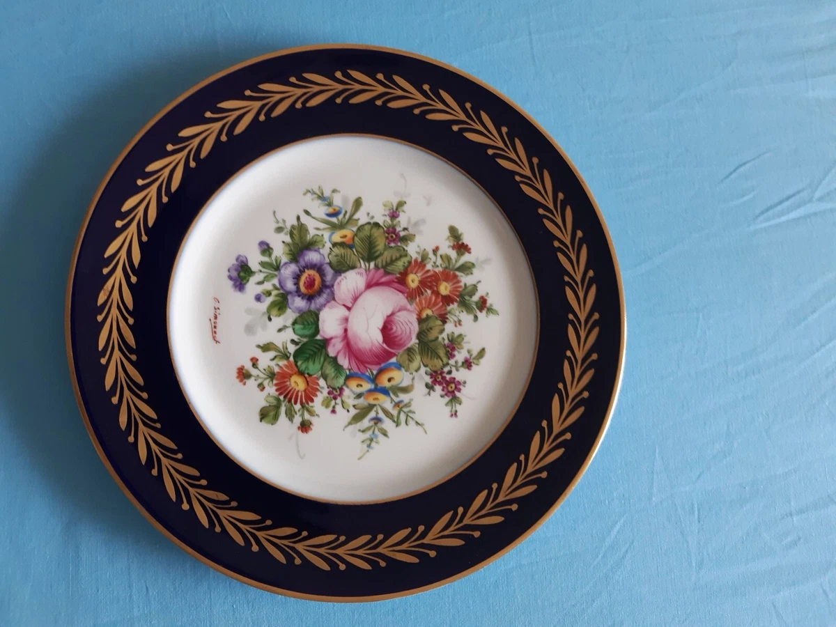 LOT DE 2 anciennes Assiettes en Porcelaine de LIMOGES Bord ajouré OR et
