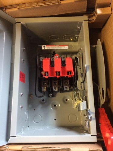 HNF261 Siemens 30A 600V 2P Non-Fused NEMA Type 1 Disconnect -- New --SES - Picture 3 of 3