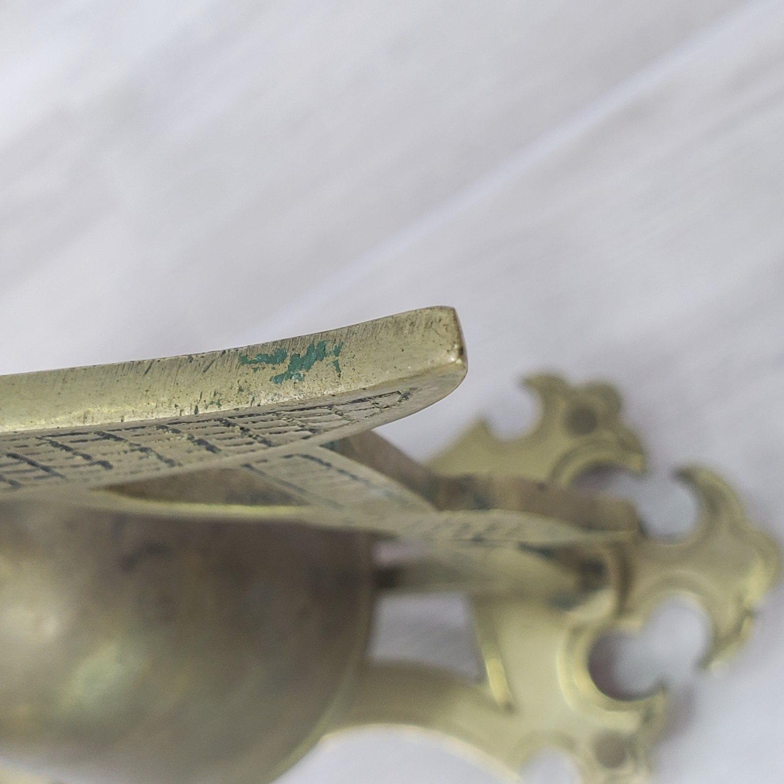 Vintage Asian Solid Brass Gong Bell with Hammer Stand 5.5” Tall Hong Kong Fish