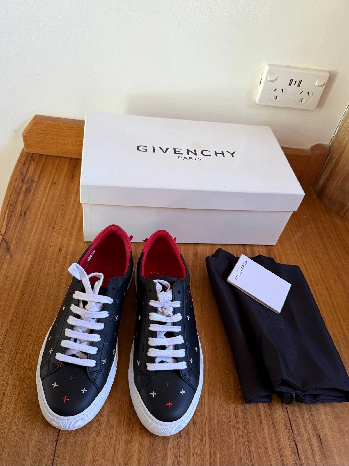 Givenchy — Authentic Givenchy Urban Street Sneakers Multi-Color Cross, Black, Size EU 38
