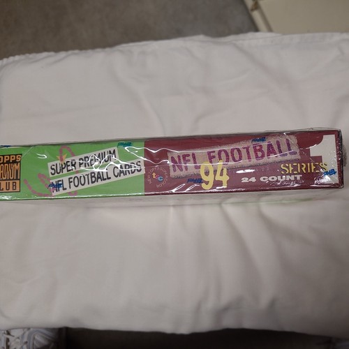 1994 Topps Stadium Club Extreme Football Series 1 FACTORY SEALED - Picture 2 of 6