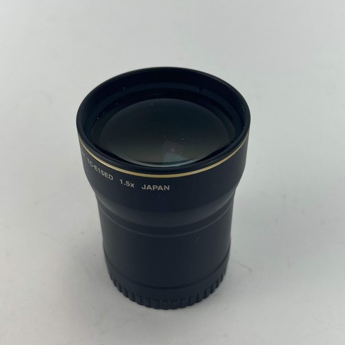 4 Camera-Lens Bundle, Nikon Teleconverter 1.5x, Sakar 35-200mm f/3.8-5.2, & more - Picture 14 of 24
