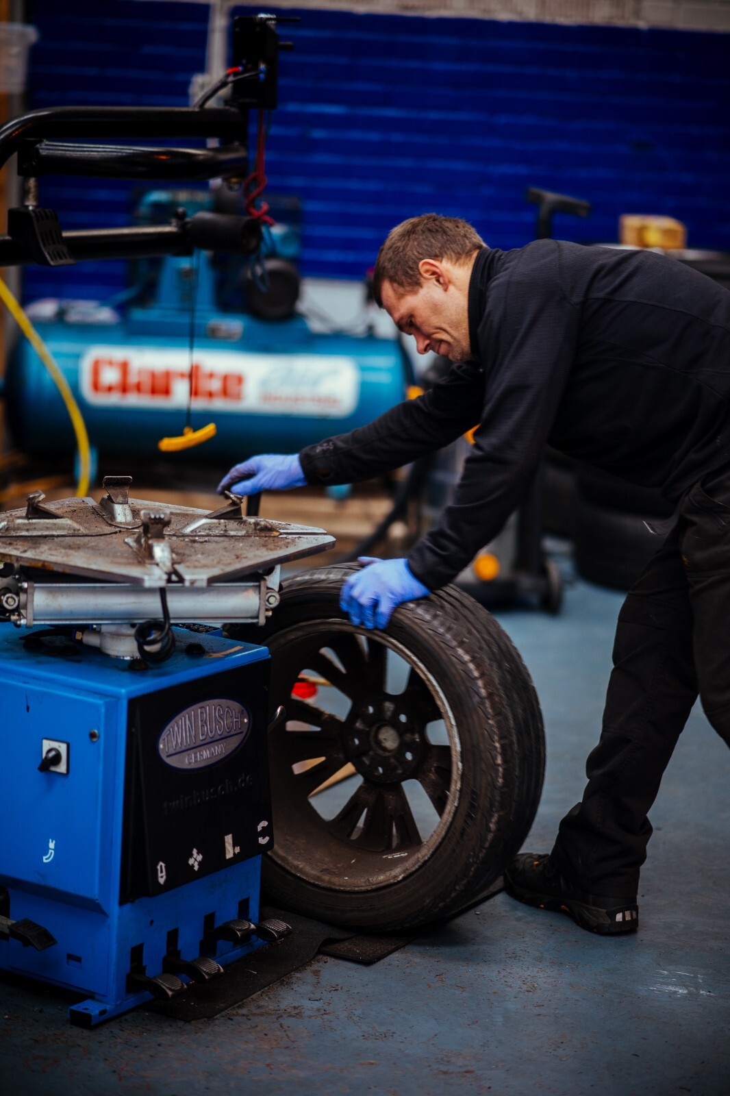 1x 235/60r18 107H XL Pirelli Scorpion Winter M+S 235 60 18 2356018 eBay