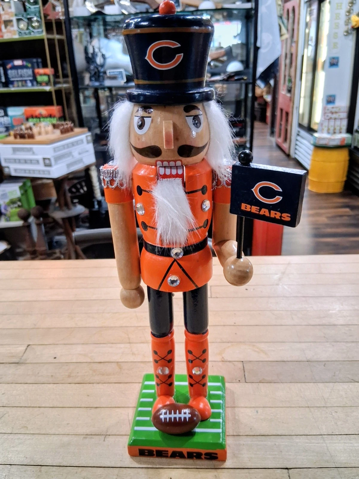 Chicago Bears Wooden Nutcracker – Team Flag / Football Field Base