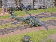 1:72 Sikorsky UH-60 Black Hawk Hubschrauber , bebaut , bemalt #1593