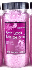 1 Body Relaxing Bath Soak Rose Scented 17.6 Oz NEW