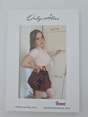 ONLY ALICE XL Autogrammkarte Autograph Signiert Signed Orginal Erotik Model