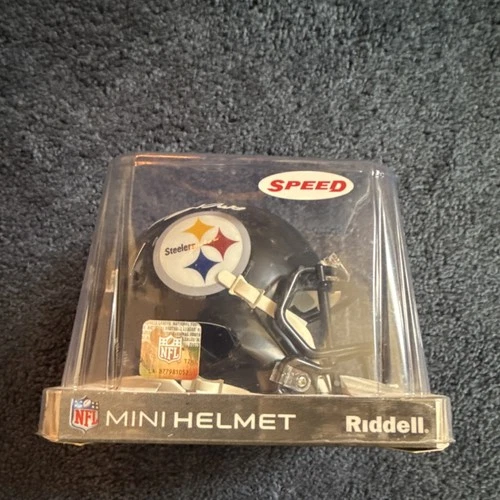Pittsburgh Steelers Kenny Pickett Signed Mini Helmet Beckett Authenticated