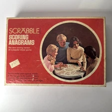 1975 Scrabble Scoring Anagrams Complete 180 Letter Pieces Selchow & Righter Co.