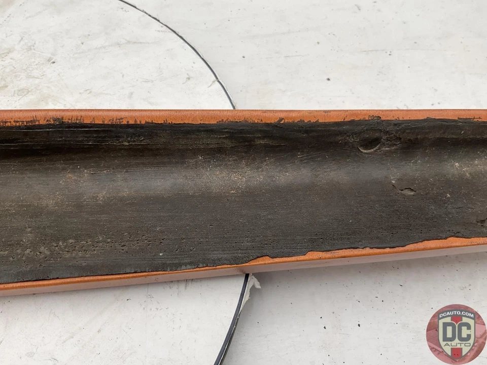 Porsche 911 SC 1978-1979 puerta izquierda tira superior cuero sintético tostado 129258 Foto 3 de 4