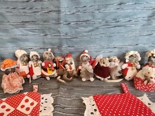 Christmas Handmade mouse family Oddities and Curriosities