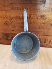 VTG Farmhouse Primitive Speckled Gray Enamelware/Graniteware Sauce Pan Pot