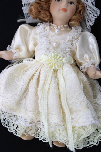 Vintage Porcelain Jointed Doll Ornament Cream Dress Hat Christmas Lace Victorian - Picture 3 of 19