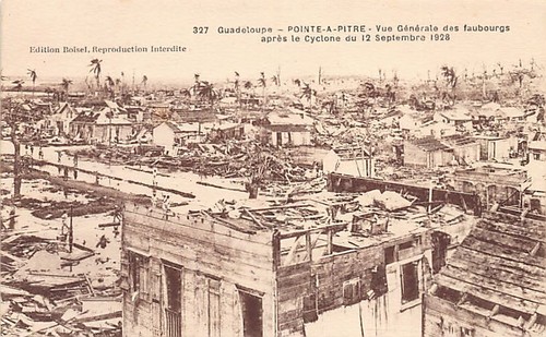 CPA Ancienne Guadeloupe - Pointe-à-Pitre, Dégâts Du Cyclone De 1928 à La Poissonnerie