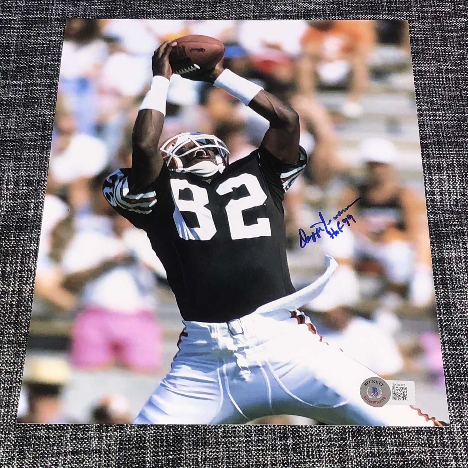 Ozzie Newsome Autographed Signed Cleveland Browns 8X10 PHOTO HOF BECKETT BAS COA 