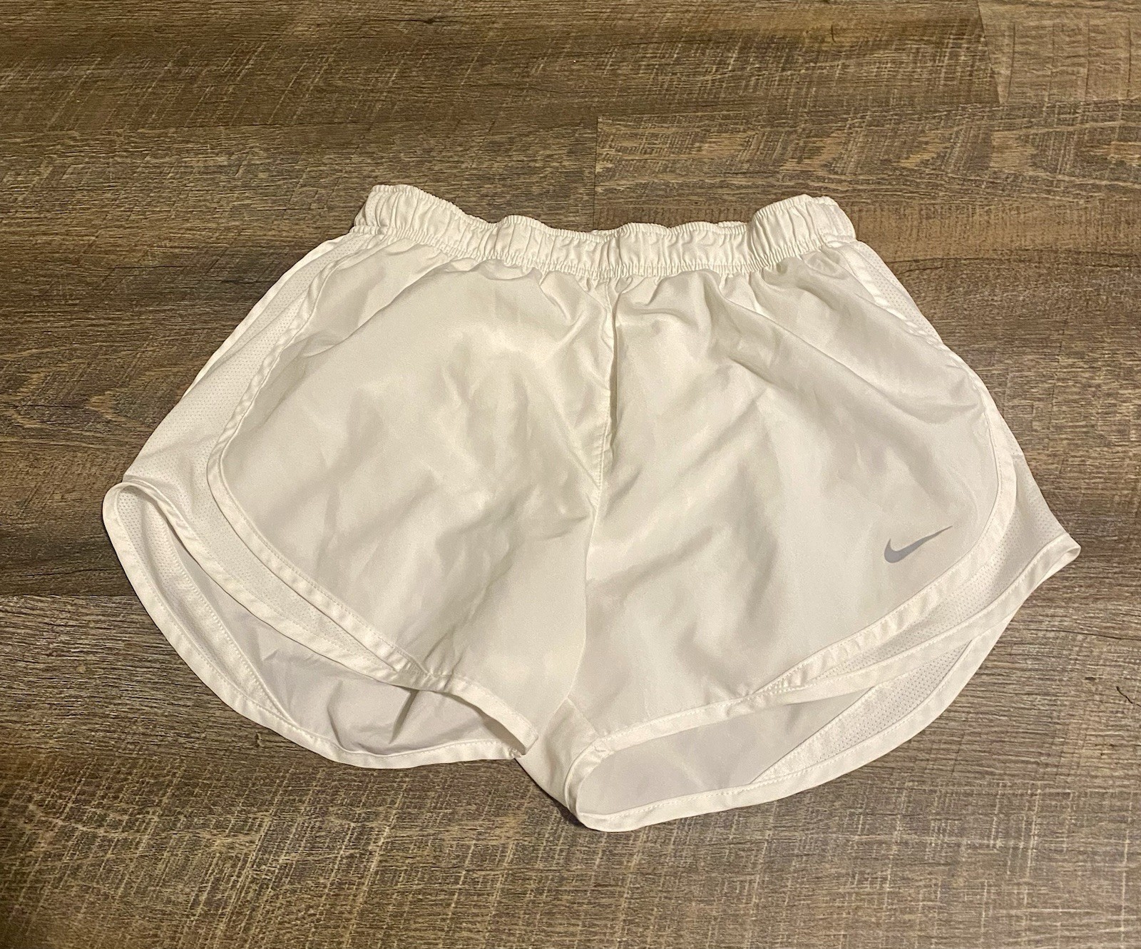 Nike Dri Fit Tempo Short Lined White 3” Athletic Running Women’s M
