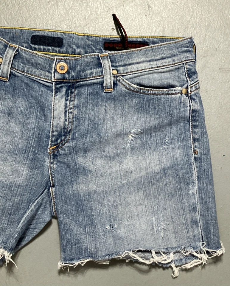 Pantalones cortos de mezclilla AG Adriano Goldschmied para mujer talla 27 corte ex novio Foto 3 de 4