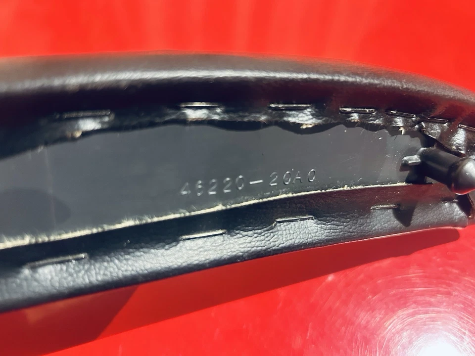 NOS Original Suzuki RG 500 / RG 400 黑色 座罩垫 - 完美 — 第 4/4 张图片