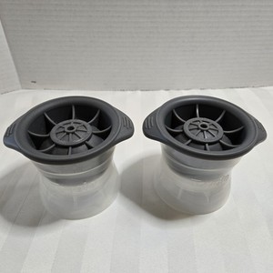 Set Of Two Tovolo Sphere Ice Molds Pre Owned Silicone Lids