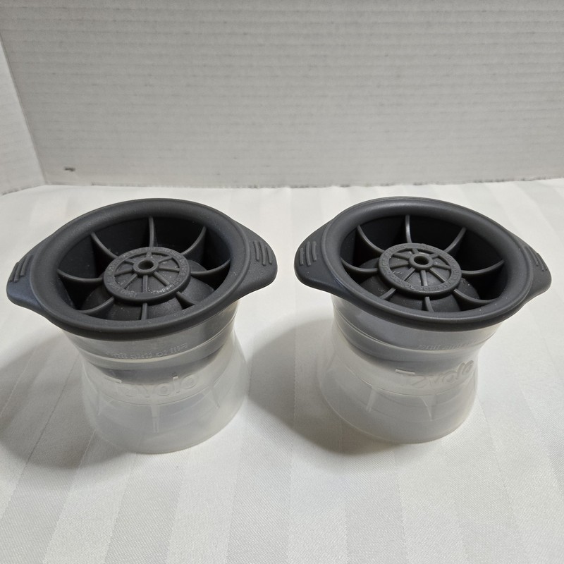 Set Of Two Tovolo Sphere Ice Molds Pre Owned Silicone Lids