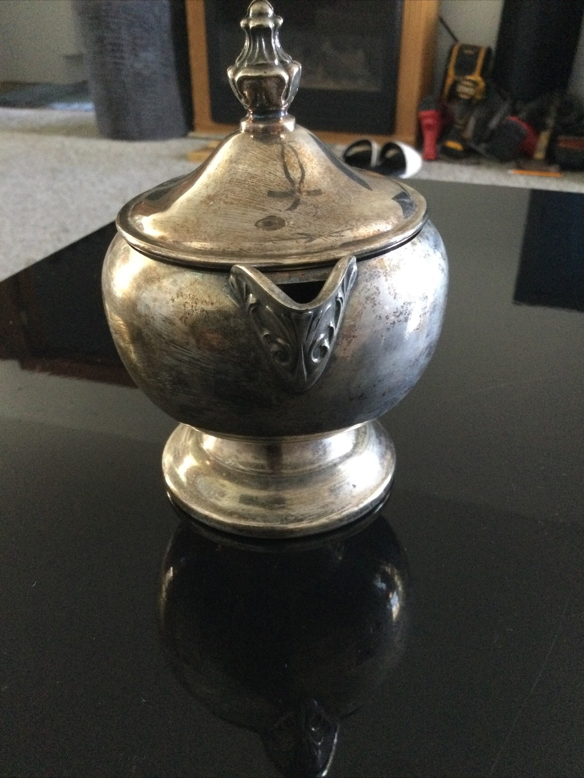 Picture 2 of 4