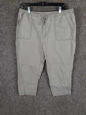 L.L. Bean Cropped Classic Fit Pull On Pant Womens 16 Reg Beige High Rise Pockets