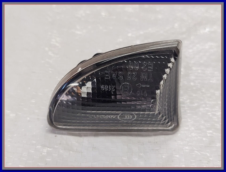 FRECCIA LATERALE DESTRA SINISTRA + PORTA LAMPADE SMART FORTWO FOR TWO mod 451 - Immagine 3 di 4