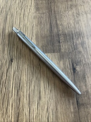 Parker JOTTER EDELSTAHL CT Chromrand Kugelschreiber, SCHWARZ Mittel, 1953170 (1 Stift)