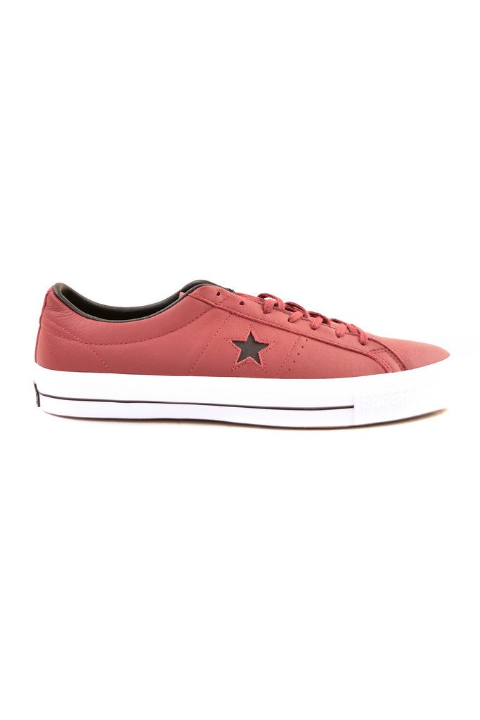 converse one star burgundy