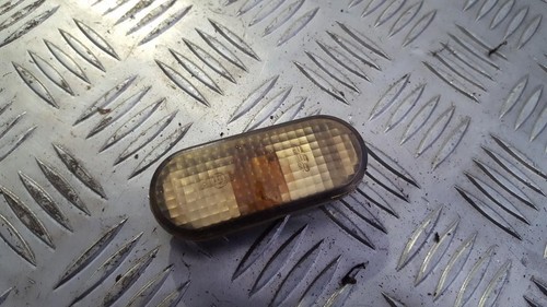 3a0949117b Seitenblinker (Kotflügelblinker) Vorne Rechts  Volksw DE341482-36