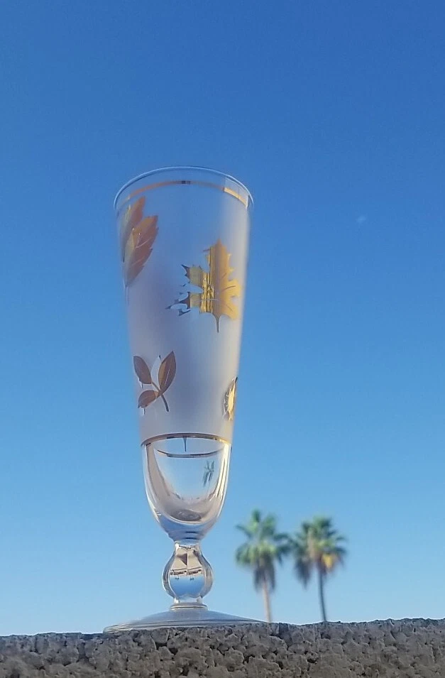 Vaso de cerveza Pilsner MCM Libbey hoja dorada tallo esmerilado 1  Foto 2 de 4