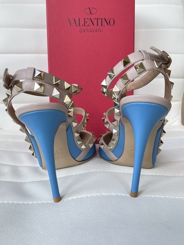 Valentino Garavani Rockstud con Tachuelas Tobillo Tira Azul Ciel Bombas 37 Nib - Imagen 5 de 12