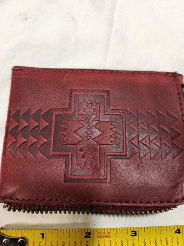 Portafoglio Pendleton in pelle con zip - Foto 2 di 4