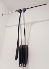 Elevador de armario montado en la pared central Servetto ClosetPro 22 lb de peso hecho en Italia