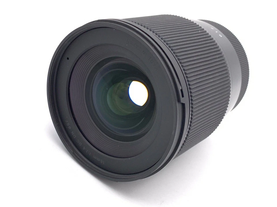 SIGMA 16mm F1.4 DC DN C SonyE -Casi Como Nuevo- `0413 Foto 3 de 3