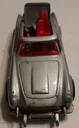 Vintage Corgi Toys Diecast James Bond 007 New Aston Martin DB5 Silver Car