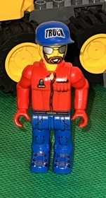 Lego City Tanker Truck 4654 Vintage Octan Truck 4 Juniors - INCOMPLETE!!!!