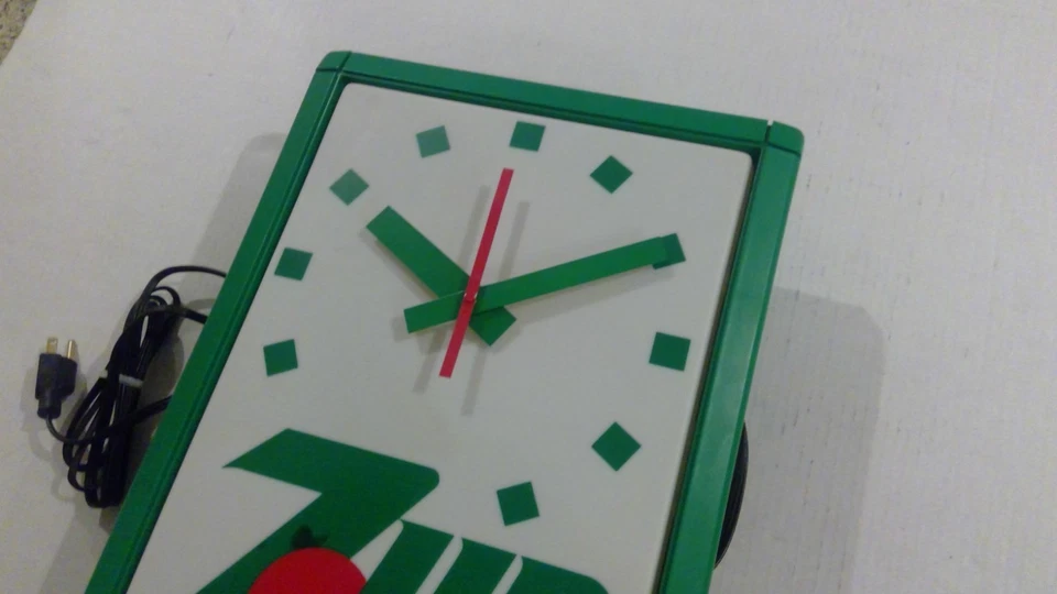 Letrero de reloj iluminado 7up Soda Pop Store 17" x 12" funcionando ENVÍO GRATUITO Foto 4 de 4