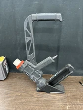 Banks 2-in-1 Flooring Air Nailer/Stapler
