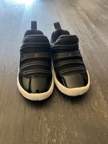 Nike Air Jordan 11 Crib Bootie “Bred" Toddler Basketball Shoe BQ7102-002 Size 7C - Picture 5 of 5