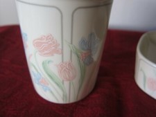 Vintage Exclusively Designed by ANDRE RICHARD floral Cup  Toothbrush Holder set