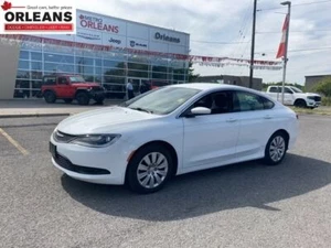 2016 Chrysler 200 LX