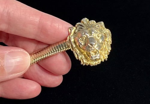 Cintura vintage Assessocraft NYC testa di leone tono oro elasticizzata - Foto 15 di 17