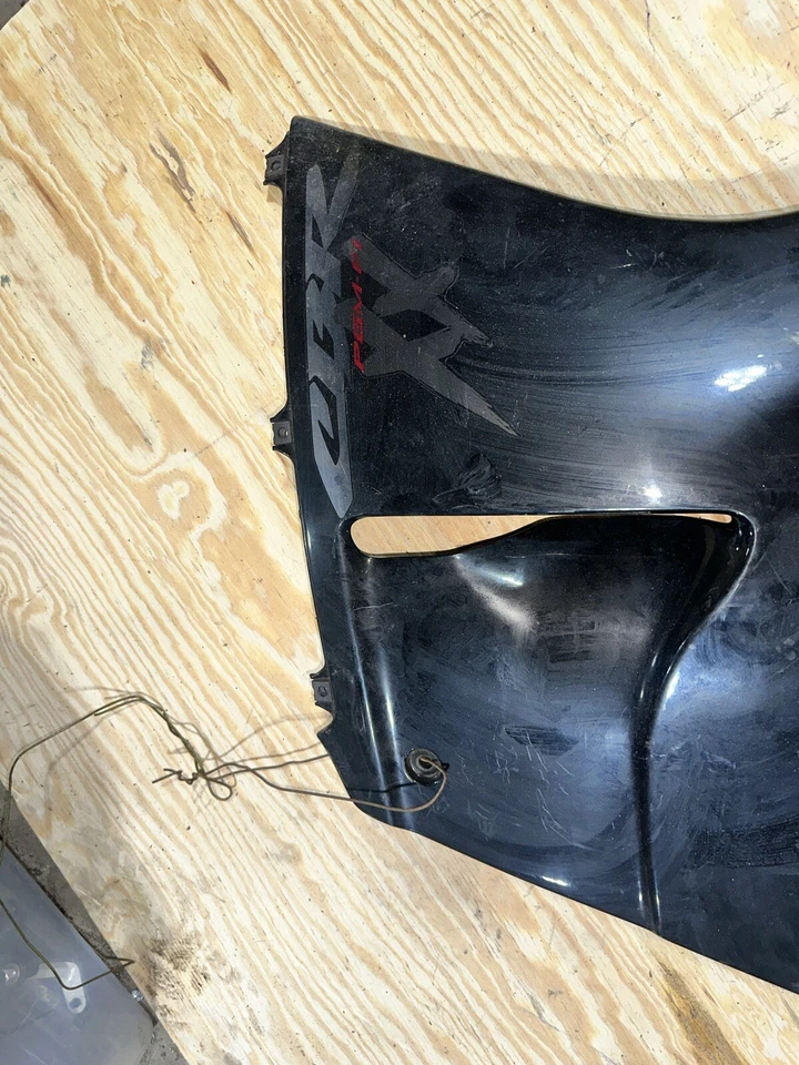 97-03 HONDA CBR1100XX CUBIERTA CARENADO LADO INFERIOR DERECHO SUPERIOR Foto 2 de 4