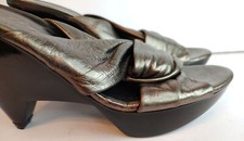 Vintage Robert Clergerie Gold Pump Heels, Twist Gold Tone Leather, Size 6 Disco
