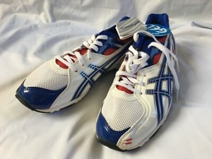 little athletics shoes