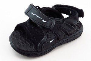 nike play sandals