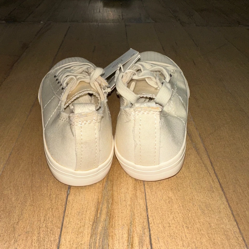Zapatillas Zara Niño Pequeño Talla 9.5 Off White Parte Superior Baja Cremallera Lateral Cómodas Con Cordones Foto 4 de 4