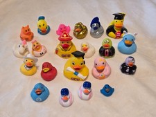 Lot Of 21 Rubber Ducks Great For Jeeps 